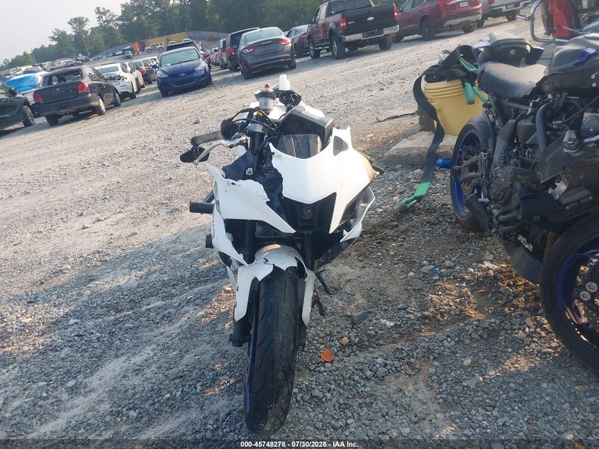 2022 Yamaha Yzf VIN JYARM38E6NA002023 IAAI salvage auction — FRONT END, Salvage Title, sold $1,575 on 2026-09-30 (photo 5)