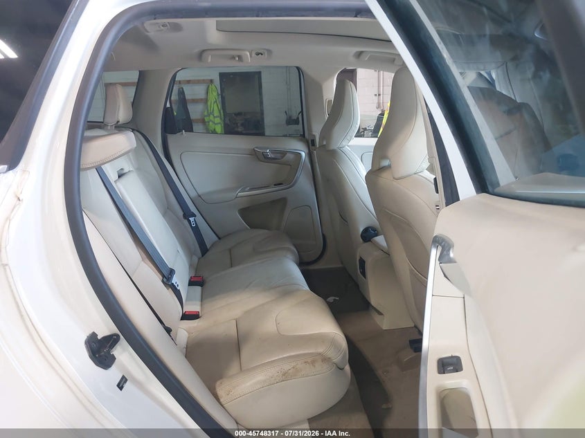 2012 Volvo Xc60 VIN YV4902DZ8C2242293 IAAI salvage auction — NORMAL WEAR, Clear (New York), sold $1,000 on 2026-08-05 (photo 8)