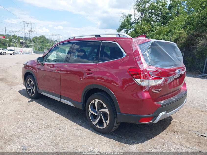 2023 Subaru Forester VIN JF2SKARCXPH431805 IAAI salvage auction — REAR END, Salvage Title, sold $15,750 on 2026-08-21 (photo 3)