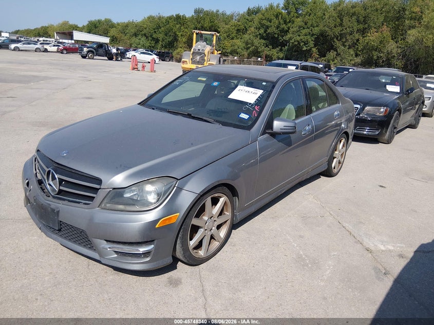 2014 Mercedes-benz C-klasse VIN WDDGF4HB4EA956972 IAAI salvage auction — REPOSSESSION, Salvage Title, sold $650 on 2026-08-17 (photo 2)