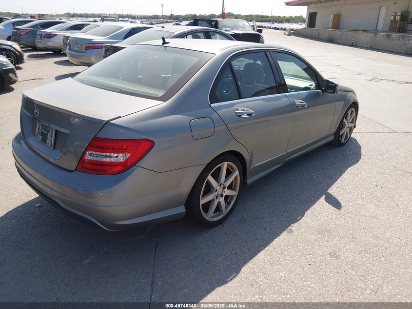 2014 Mercedes-benz C-klasse VIN WDDGF4HB4EA956972 IAAI salvage auction — REPOSSESSION, Salvage Title, sold $650 on 2026-08-17 (photo 4)