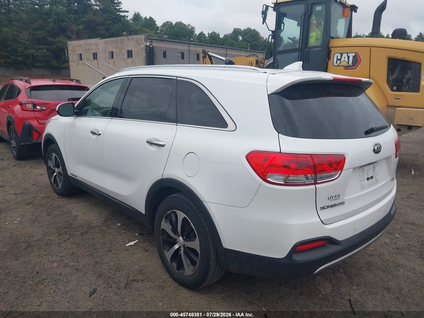 2017 Kia Sorento VIN 5XYPHDA59HG229999 IAAI salvage auction — NORMAL WEAR, Clear (Massachusetts), sold $2,200 on 2026-07-31 (photo 3)