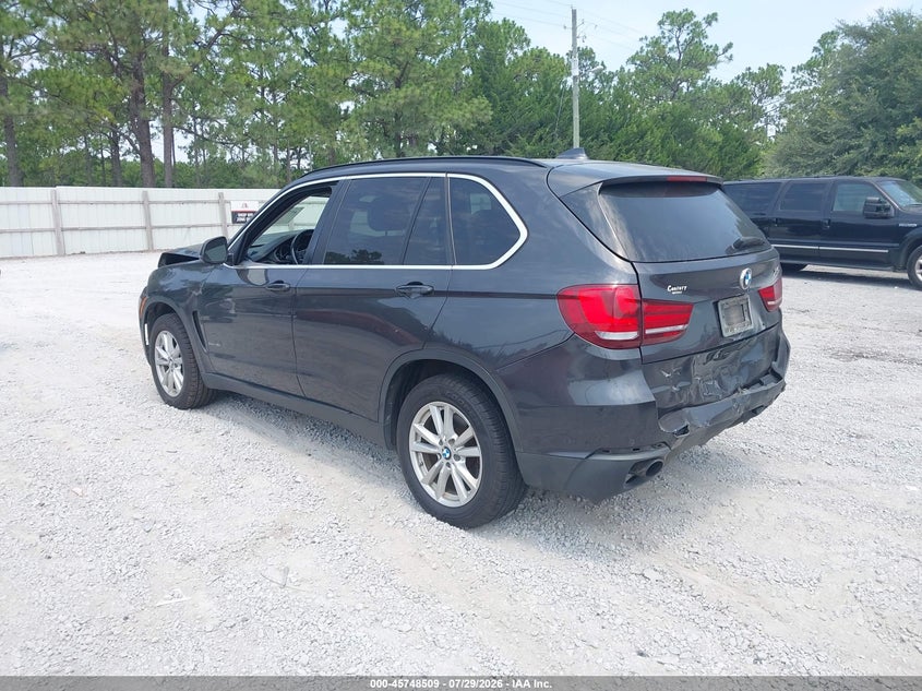 2015 BMW X5 VIN 5UXKR2C57F0H37823 IAAI salvage auction — FRONT & REAR, Salvage Title, sold $1,575 on 2026-08-29 (photo 3)