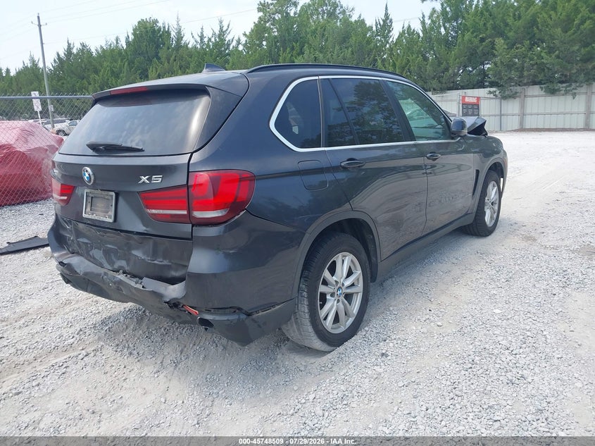 2015 BMW X5 VIN 5UXKR2C57F0H37823 IAAI salvage auction — FRONT & REAR, Salvage Title, sold $1,575 on 2026-08-29 (photo 4)