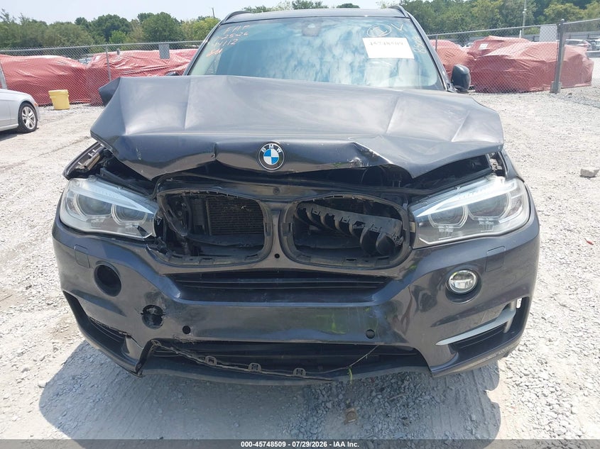 2015 BMW X5 VIN 5UXKR2C57F0H37823 IAAI salvage auction — FRONT & REAR, Salvage Title, sold $1,575 on 2026-08-29 (photo 6)