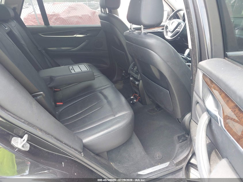 2015 BMW X5 VIN 5UXKR2C57F0H37823 IAAI salvage auction — FRONT & REAR, Salvage Title, sold $1,575 on 2026-08-29 (photo 8)