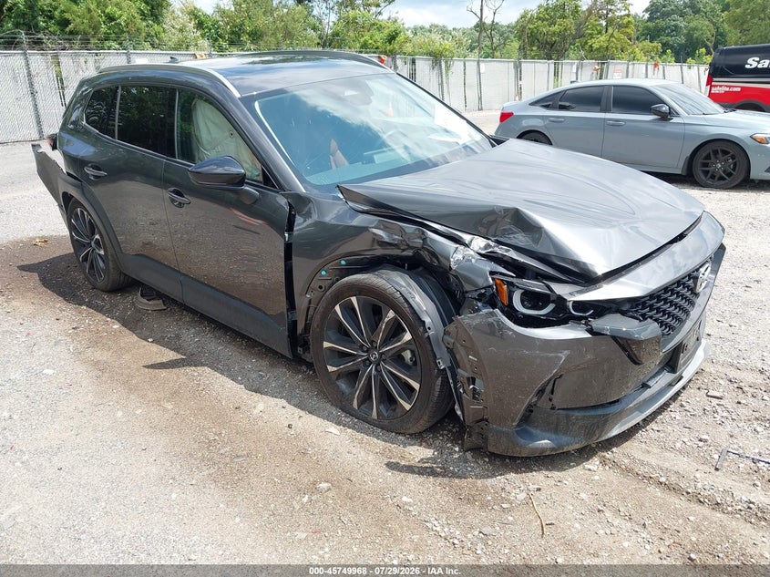 2025 Mazda CX-50 VIN 7MMVABDY8SN386560 IAAI salvage auction — RIGHT SIDE, Wait Title, sold $6,925 on 2026-09-22 (photo 1)