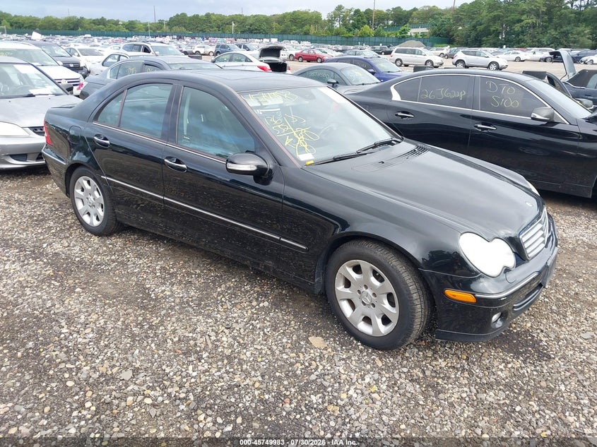 2006 Mercedes-benz C class VIN WDBRF87HX6F757041 IAAI salvage auction — NORMAL WEAR, Clear (New York), sold $475 on 2026-08-11 (photo 1)