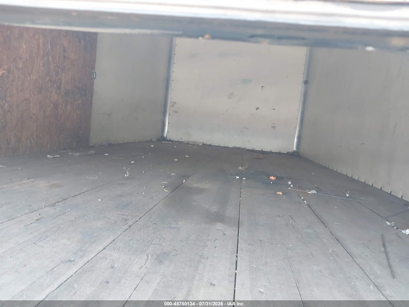 2014 Isuzu VIN JALC4W160E7001587 IAAI salvage auction — NORMAL WEAR, Wait Title, sold $3,675 on 2026-10-09 (photo 6)