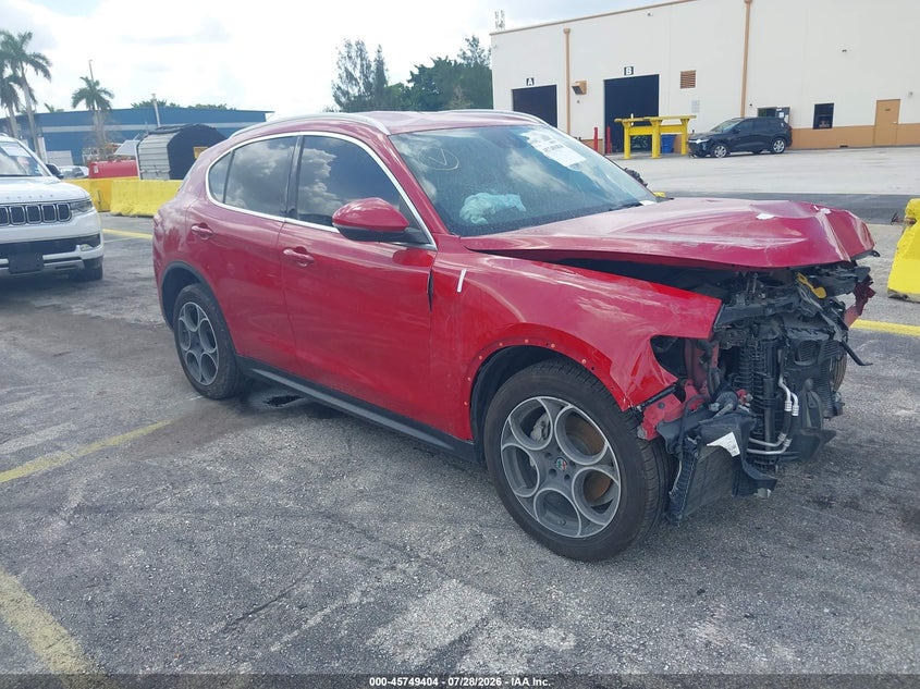 2018 Alfa romeo Stelvio VIN ZASFAKAN7J7B64374 IAAI salvage auction — FRONT END, Salvage (Texas), sold $1,300 on 2026-08-06 (photo 1)