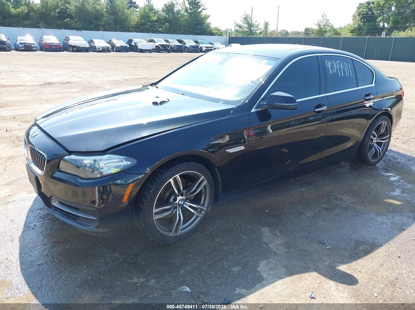 2014 BMW 5er VIN WBA5A7C52ED613382 IAAI salvage auction — ENGINE BURN, Salvage Title, sold $825 on 2026-09-03 (photo 2)