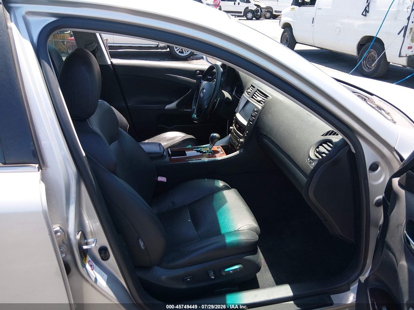 2007 Lexus Is 350 VIN JTHBE262072008028 IAAI salvage auction — SIDE, Salvage (California), sold $1,200 on 2026-08-02 (photo 5)
