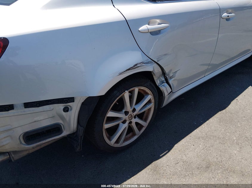 2007 Lexus Is 350 VIN JTHBE262072008028 IAAI salvage auction — SIDE, Salvage (California), sold $1,200 on 2026-08-02 (photo 6)