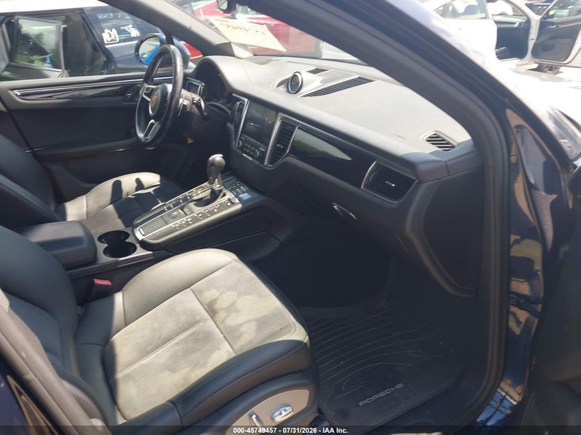 2017 Porsche Macan VIN WP1AA2A51HLB06134 IAAI salvage auction — FRONT END, Salvage Title, sold $6,825 on 2026-09-06 (photo 5)