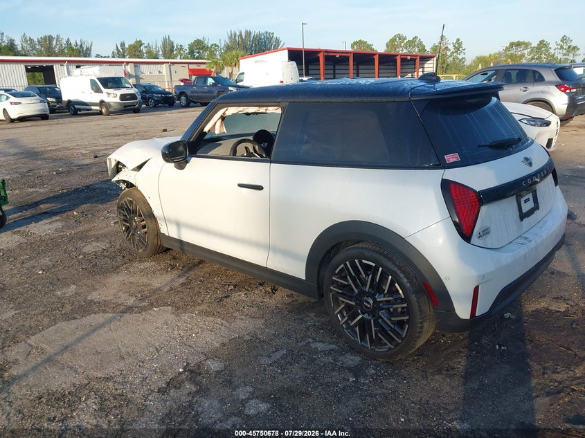2025 Mini Hard top VIN WMW23GD07S2W27379 IAAI salvage auction — FRONT END, Salvage Title, sold $6,600 on 2026-09-01 (photo 3)