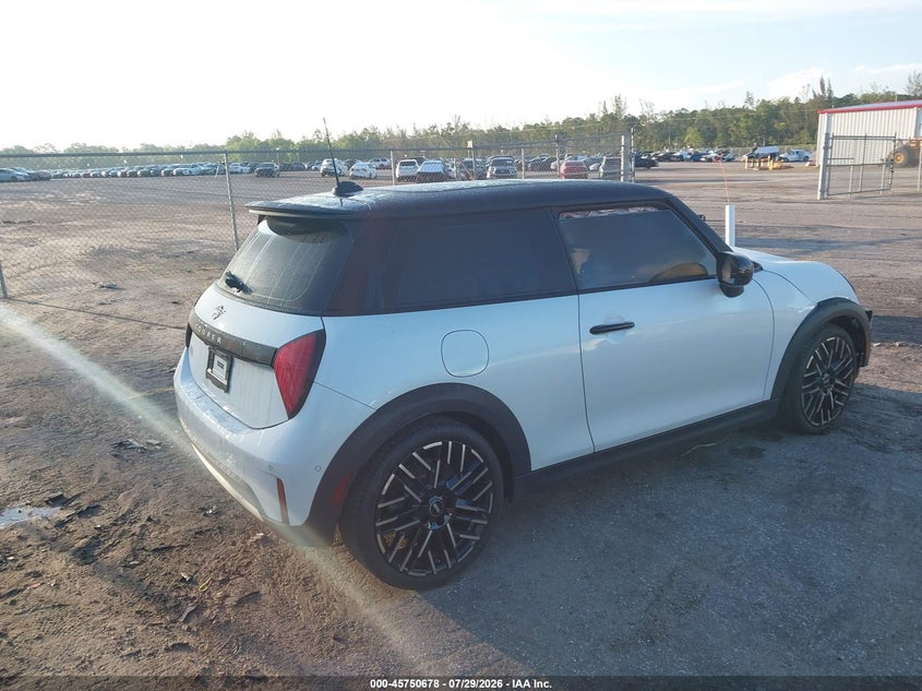2025 Mini Hard top VIN WMW23GD07S2W27379 IAAI salvage auction — FRONT END, Salvage Title, sold $6,600 on 2026-09-01 (photo 4)