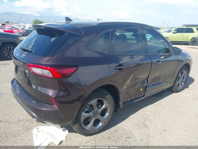 2023 Ford Escape VIN 1FMCU0MN7PUA74408 IAAI salvage auction — RIGHT SIDE, Salvage Title, sold $8,725 on 2026-08-20 (photo 4)