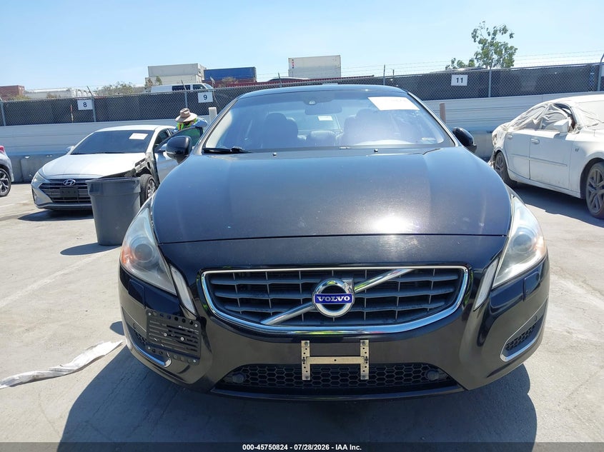2013 Volvo S60 VIN YV1612FH5D2170536 IAAI salvage auction — NORMAL WEAR, Clear - Dealer Only (California), sold $1,025 on 2026-08-05 (photo 6)