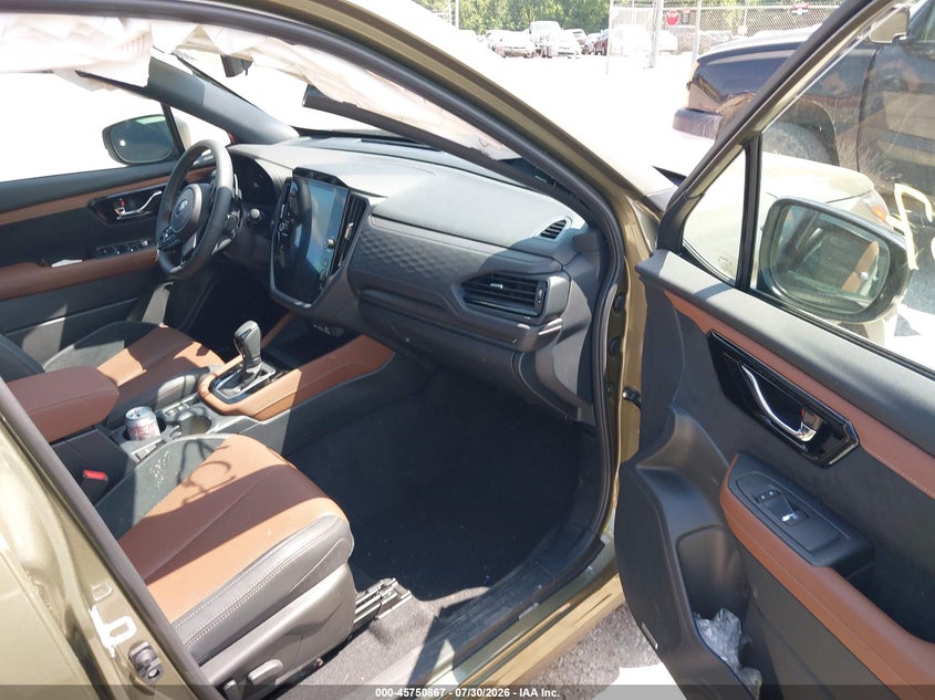 2025 Subaru Forester VIN JF2SLSTD0SH451199 IAAI salvage auction — SIDE, Salvage Title, sold $12,100 on 2026-08-23 (photo 5)