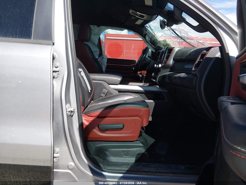 2025 Ram 1500 VIN 1C6SRFLP9SN549512 IAAI salvage auction — FRONT END, Wait Title, sold $16,600 on 2026-09-16 (photo 5)