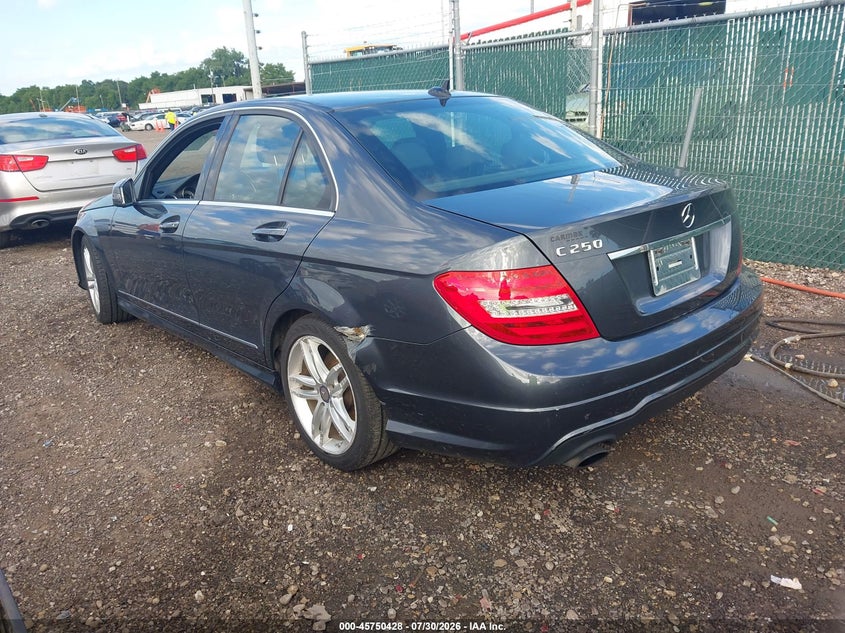 2014 Mercedes-benz C-klasse VIN WDDGF4HB2EA959109 IAAI salvage auction — LEFT REAR, Salvage Title, sold $3,500 on 2026-08-19 (photo 3)