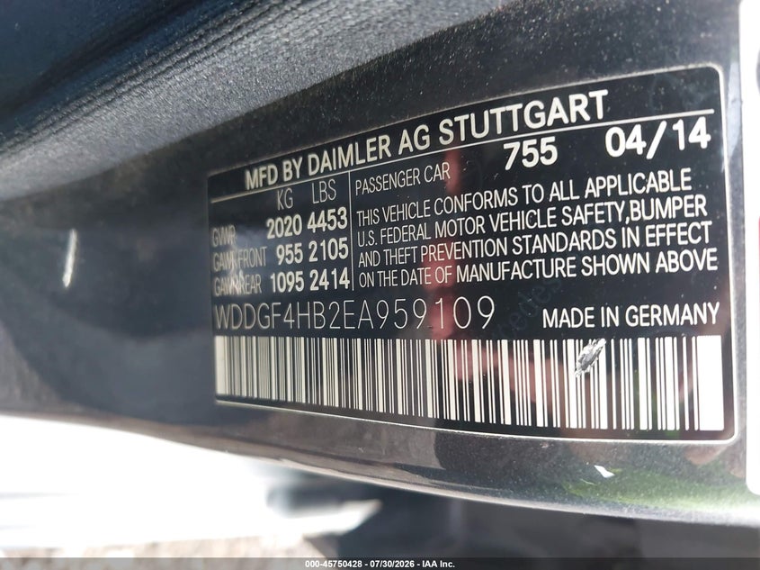 2014 Mercedes-benz C-klasse VIN WDDGF4HB2EA959109 IAAI salvage auction — LEFT REAR, Salvage Title, sold $3,500 on 2026-08-19 (photo 9)