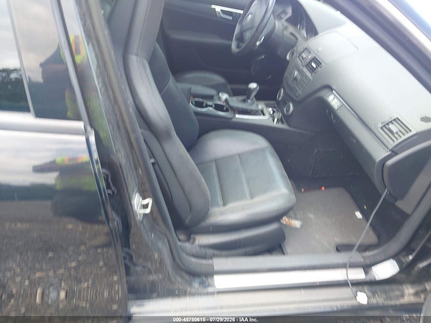 2009 Mercedes-benz C class VIN WDDGF77X39F302102 IAAI salvage auction — ALL OVER, Bill Of Sale (New York), sold $2,550 on 2026-08-11 (photo 5)