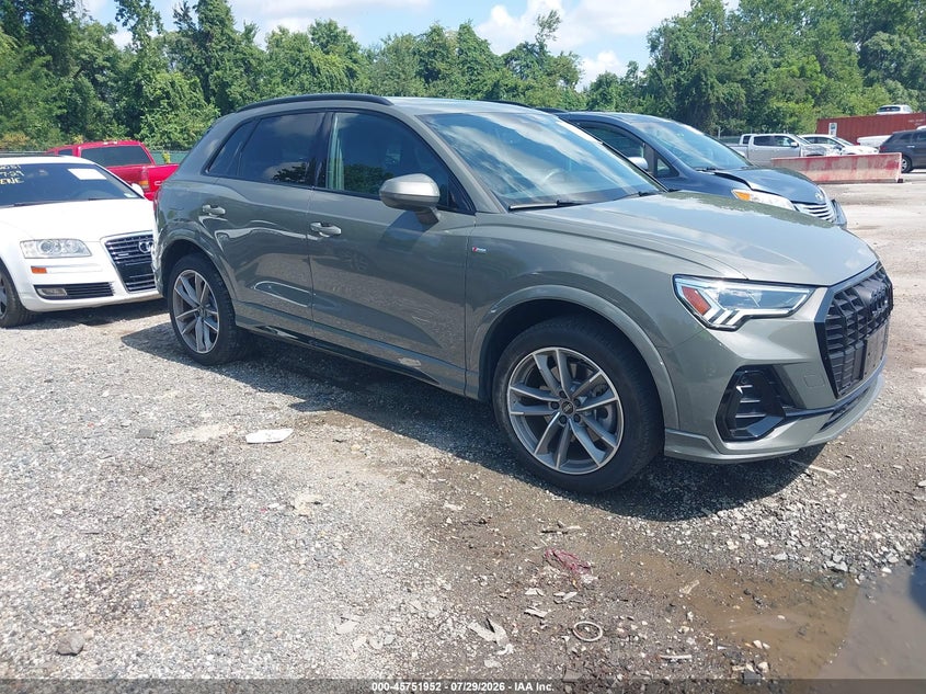 2025 Audi Q3 VIN WA1DECF34S1031751 — IAAI salvage auction photo