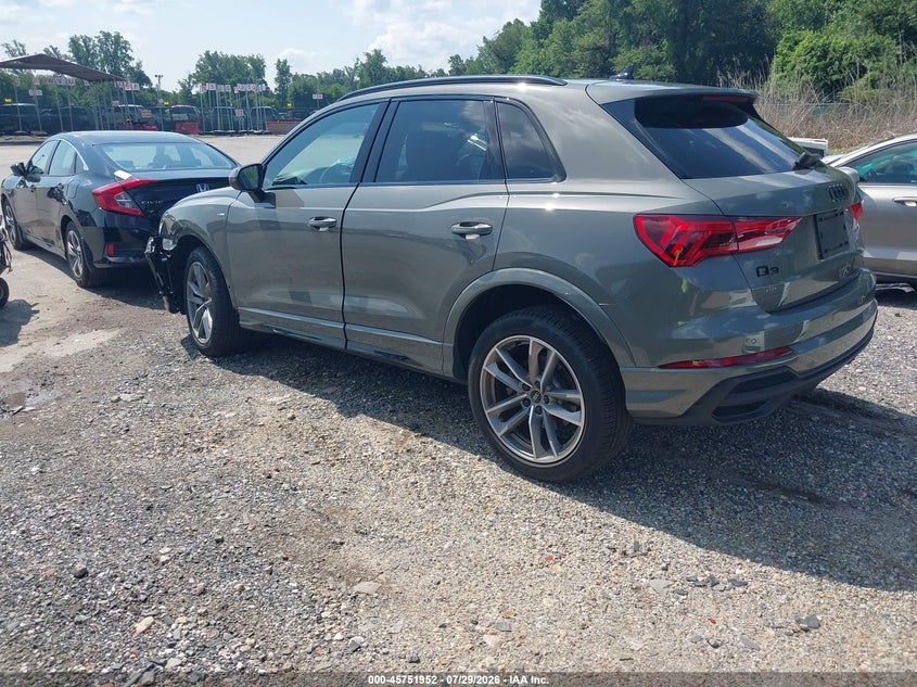 2025 Audi Q3 VIN WA1DECF34S1031751 IAAI salvage auction — LEFT FRONT, Salvage Title, sold $17,775 on 2026-08-20 (photo 3)