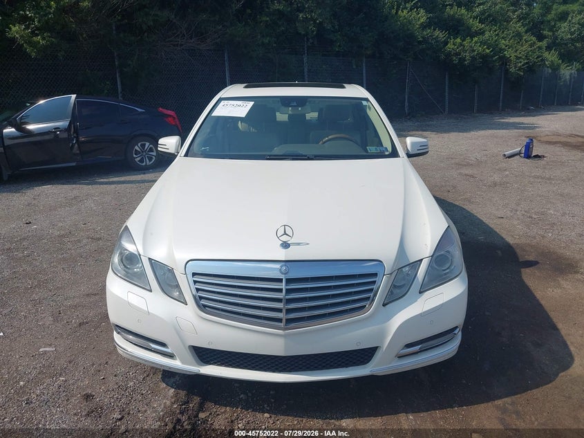 2011 Mercedes-benz E-class VIN WDDHF8HBXBA433964 IAAI salvage auction — NORMAL WEAR, Clear (Pennsylvania), sold $900 on 2026-08-07 (photo 6)