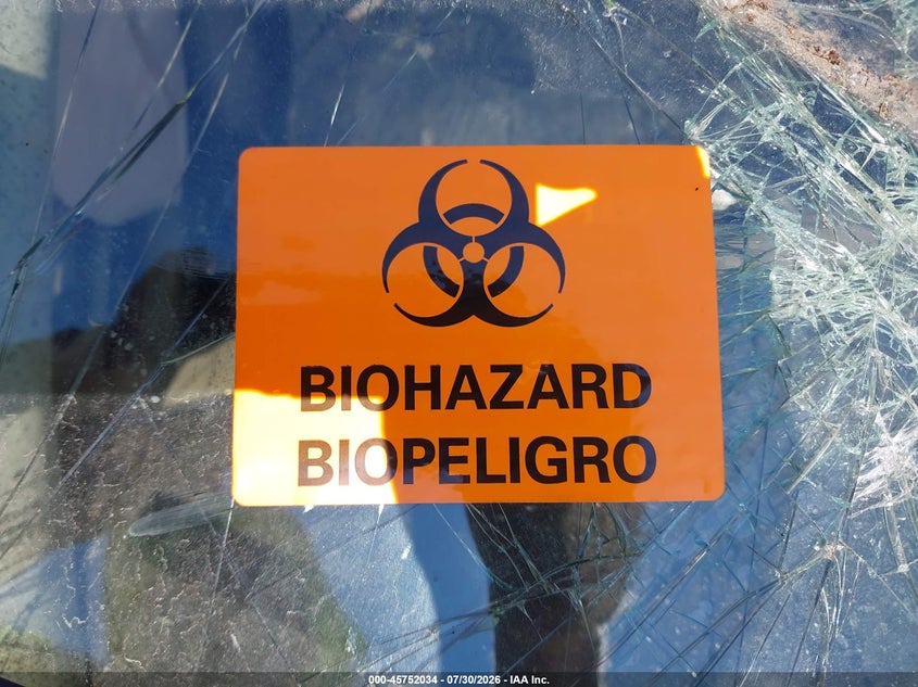 2018 Land rover Range rover velar VIN SALYB2RX7JA736155 IAAI salvage auction — BIOHAZARD/CHEMICAL, Wait Title, sold $2,250 on 2026-09-06 (photo 8)