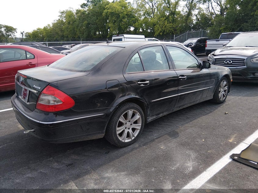 2009 Mercedes-benz E-class VIN WDBUF87X09B376523 IAAI salvage auction — NORMAL WEAR, Clear (Tennessee), sold $525 on 2026-08-13 (photo 4)