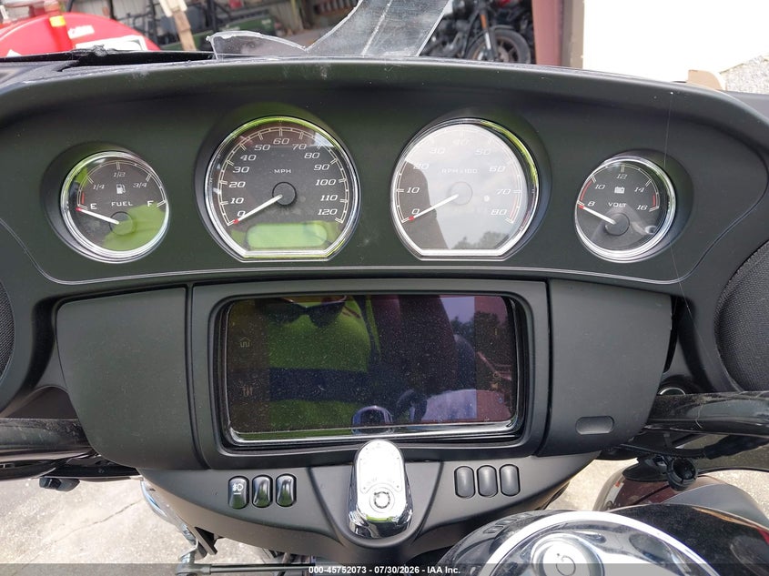 2022 Harley-davidson Tri glide ultra VIN 1HD1MAF16NB858226 IAAI salvage auction — LEFT FRONT, Rebuildable (Florida), sold $14,000 on 2026-08-12 (photo 7)