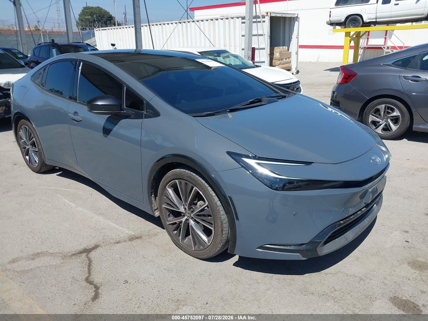 2024 Toyota Prius VIN JTDACAAU2R3034035 — IAAI salvage auction photo