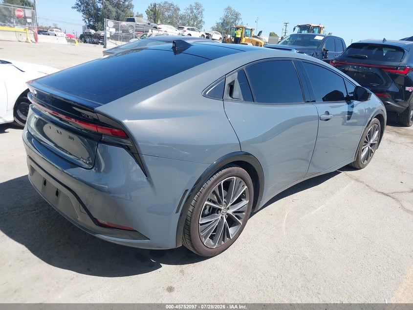 2024 Toyota Prius VIN JTDACAAU2R3034035 IAAI salvage auction — REAR END, Wait Title, sold $13,500 on 2026-08-23 (photo 4)