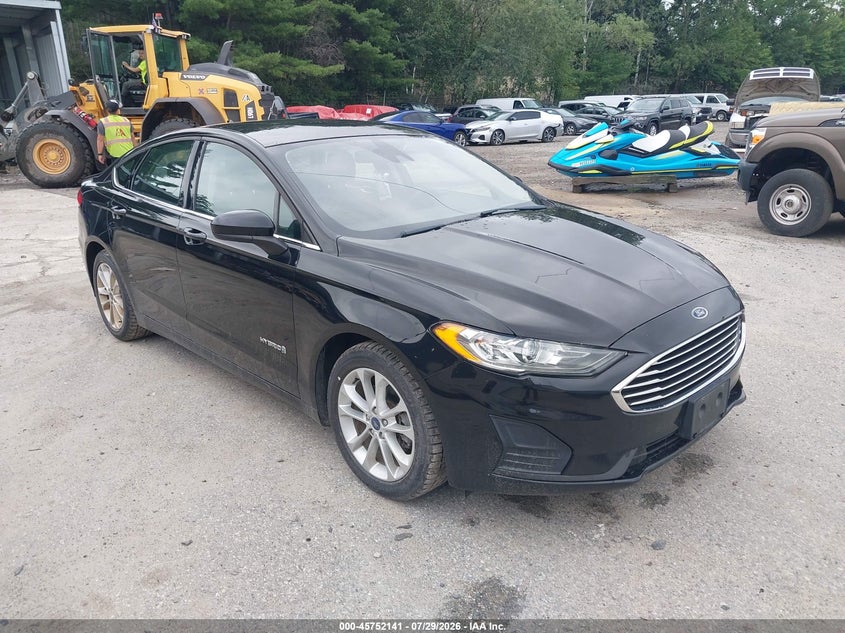 2019 Ford Fusion VIN 3FA6P0LU2KR211214 — IAAI salvage auction photo
