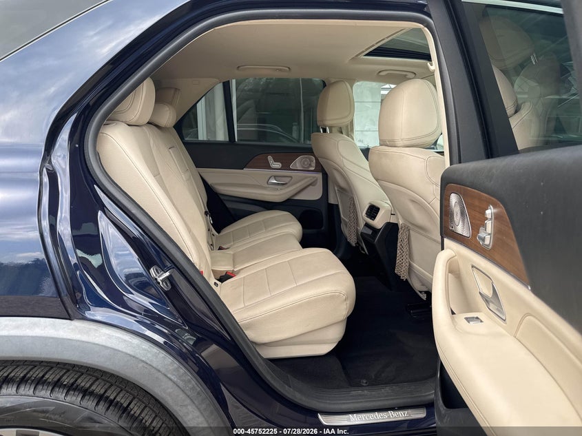2021 Mercedes-benz Gle class VIN 4JGFB4KEXMA497154 IAAI salvage auction — NORMAL WEAR, Clear (Florida), sold $22,600 on 2026-08-19 (photo 8)