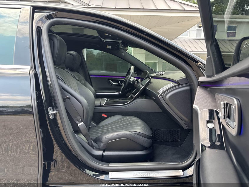 2022 Mercedes-benz S class VIN W1K6G6DB8NA143984 IAAI salvage auction — NORMAL WEAR, Clear (Massachusetts), sold $36,800 on 2026-08-19 (photo 5)