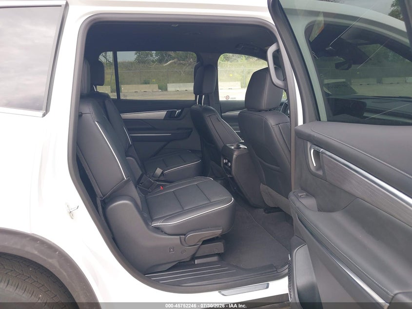 2026 Buick Enclave VIN 5GAERAKS3TJ334491 IAAI salvage auction — NORMAL WEAR, Salvage Title, sold $8,450 on 2026-08-27 (photo 8)