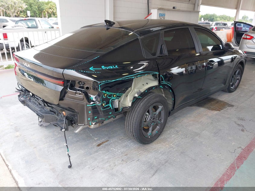2026 Kia K4 VIN 3KPFT4DE5TE332364 IAAI salvage auction — REAR END, Salvage Title, sold $6,975 on 2026-09-05 (photo 4)
