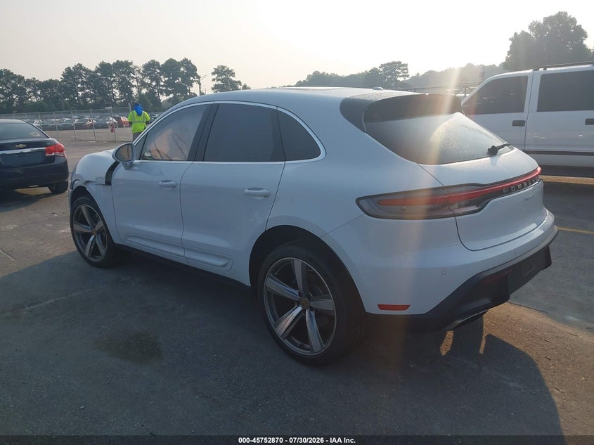 2024 Porsche Macan VIN WP1AA2A58RLB18847 IAAI salvage auction — NORMAL WEAR, Clear (Colorado), sold $16,950 on 2026-08-10 (photo 3)