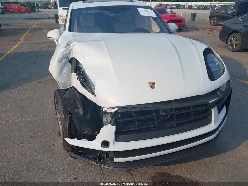 2024 Porsche Macan VIN WP1AA2A58RLB18847 IAAI salvage auction — NORMAL WEAR, Clear (Colorado), sold $16,950 on 2026-08-10 (photo 6)