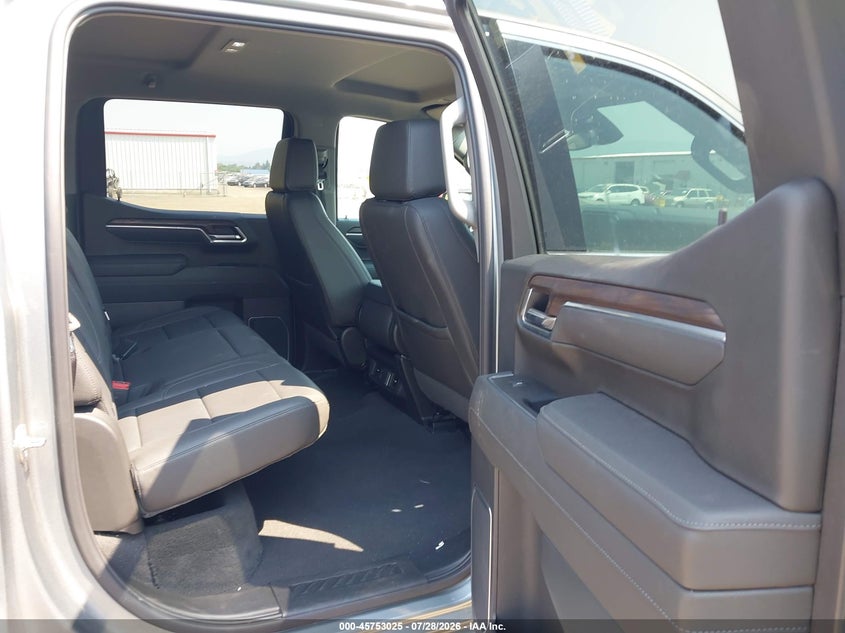 2026 Gmc SIERRA VIN 1GTUUDED8TZ247176 IAAI salvage auction — FRONT END, Enterprise Vehicles Clear Only (Washington), sold $28,250 on 2026-08-01 (photo 8)
