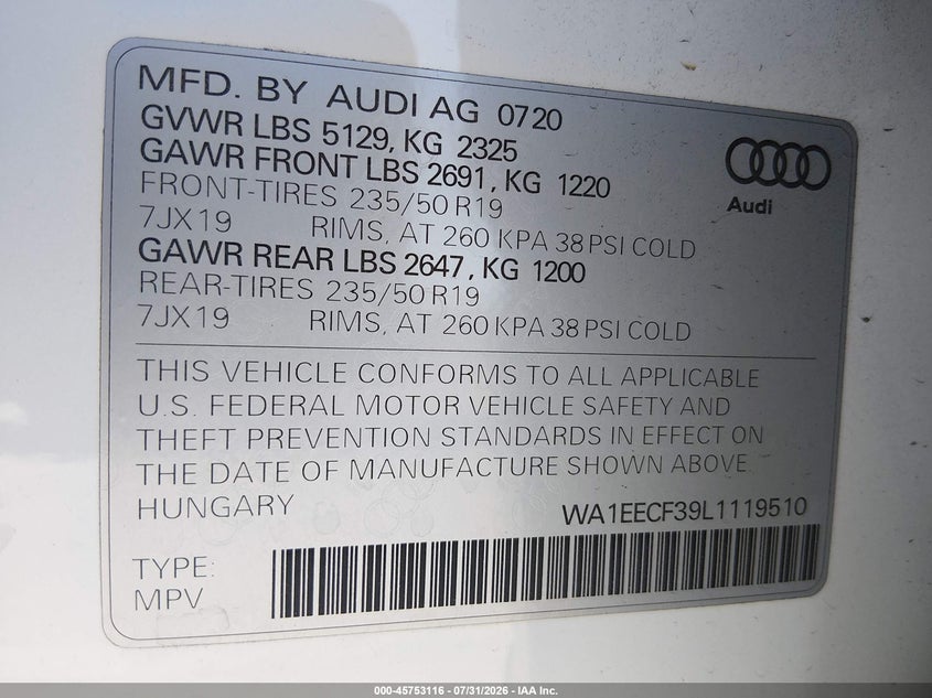 2020 Audi Q3 VIN WA1EECF39L1119510 IAAI salvage auction — RIGHT SIDE, Wait Title, sold $12,300 on 2026-08-17 (photo 9)