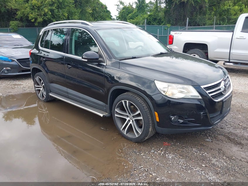 2011 Volkswagen Tiguan VIN WVGAV7AX2BW528516 IAAI salvage auction — NORMAL WEAR, Clear-Dealer Only (Maryland), sold $875 on 2026-08-06 (photo 1)