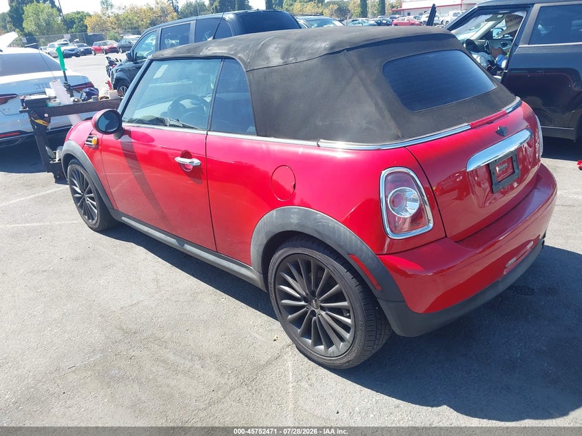 2015 Mini Convertible VIN WMWZN3C59FT862087 IAAI salvage auction — WATER/FLOOD, Wait Title, sold $25 on 2026-08-30 (photo 3)