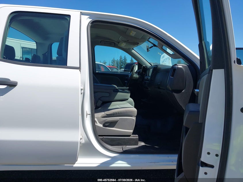 2017 Chevrolet Silverado 1500 VIN 1GCVKNEH1HZ333228 IAAI salvage auction — NORMAL WEAR, Sf97 (Washington), sold $16,800 on 2026-08-26 (photo 5)