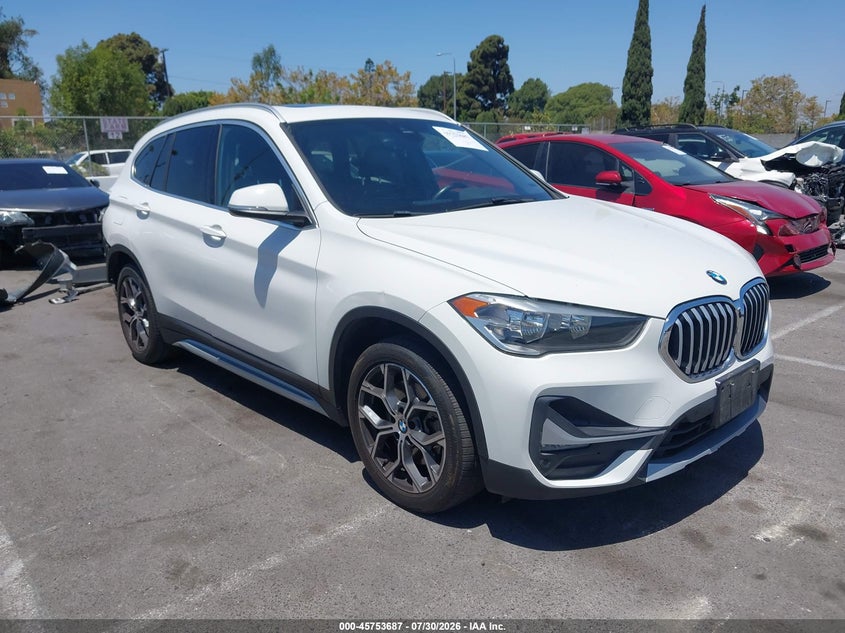 2020 BMW X1 VIN WBXJG9C03L5R00921 — IAAI salvage auction photo