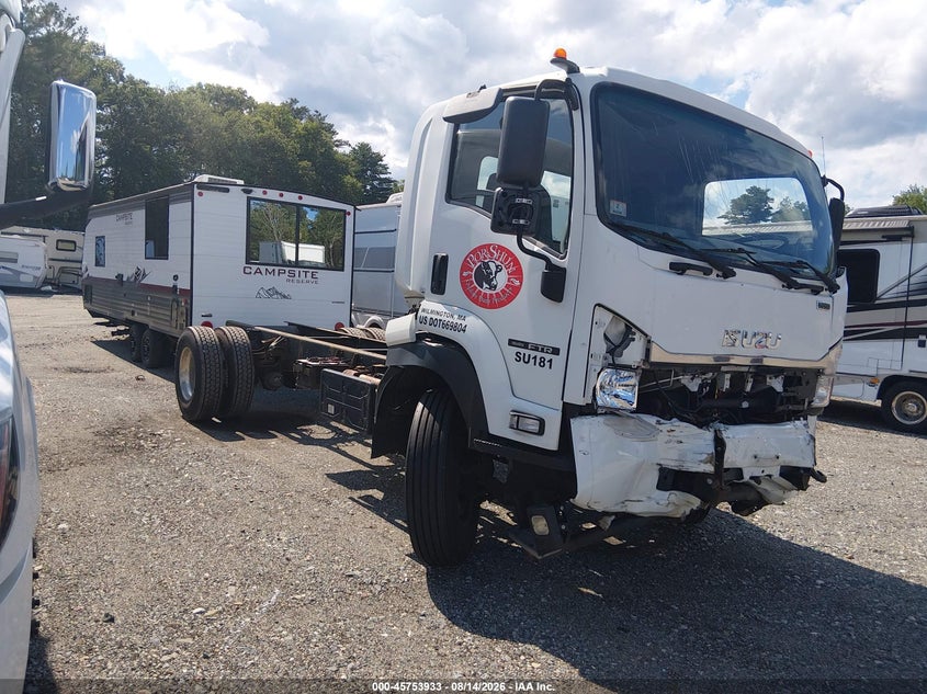 2019 Isuzu VIN 54DK6S161KSG00537 IAAI salvage auction — FRONT END, Wait Title, sold $5,100 on 2026-09-09 (photo 1)