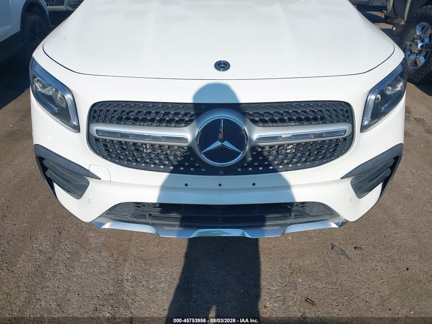 2020 Mercedes-benz Glb VIN WDC4M4HB4LW011565 IAAI salvage auction — NORMAL WEAR, Clear (Michigan), sold $10,600 on 2026-08-13 (photo 6)